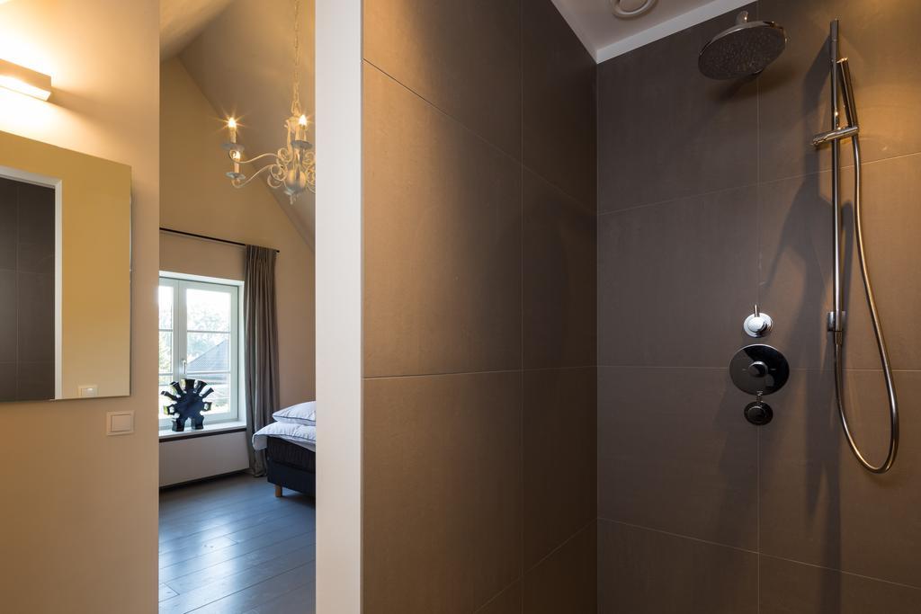 Bed&Breakfast Karakter Den Dungen Ruang foto