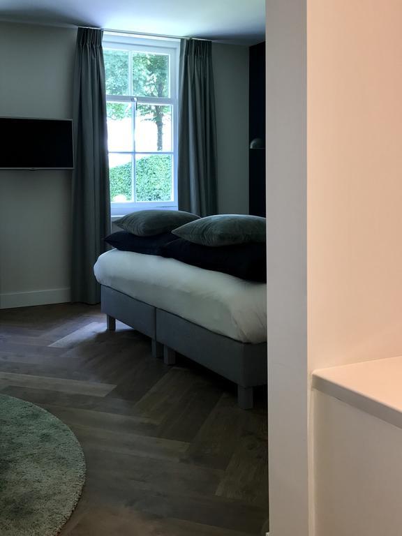 Bed&Breakfast Karakter Den Dungen Bagian luar foto