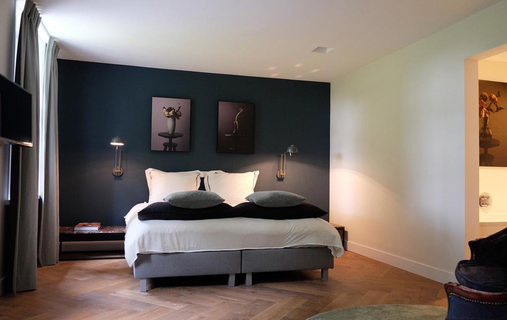 Bed&Breakfast Karakter Den Dungen Bagian luar foto